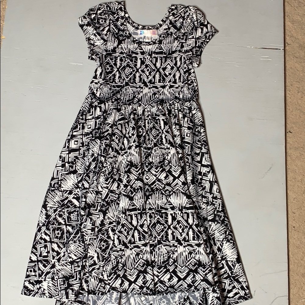 Girls Dot Dot Smile dress size 5/6
